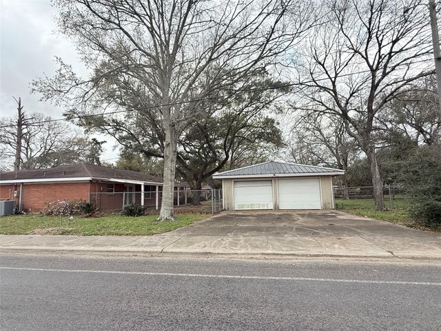 4100 Mockingbird Lane, Bay City, TX 77414