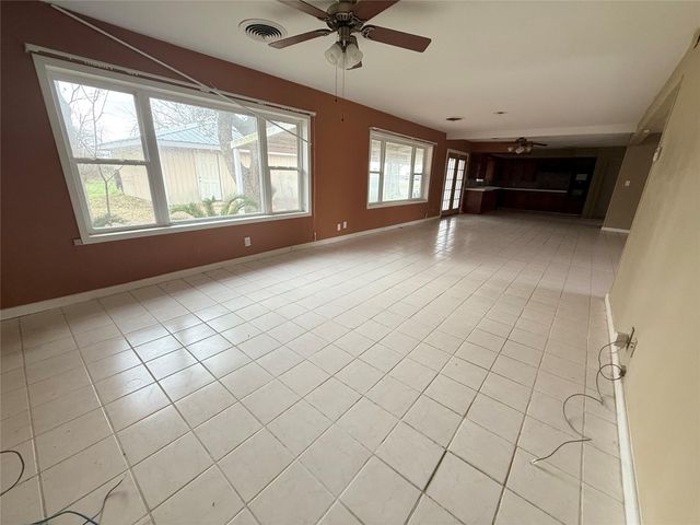 4100 Mockingbird Lane, Bay City, TX 77414