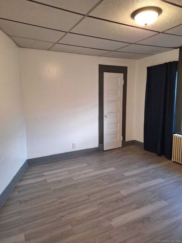 1893 East Main Street, Waterbury, CT 06705