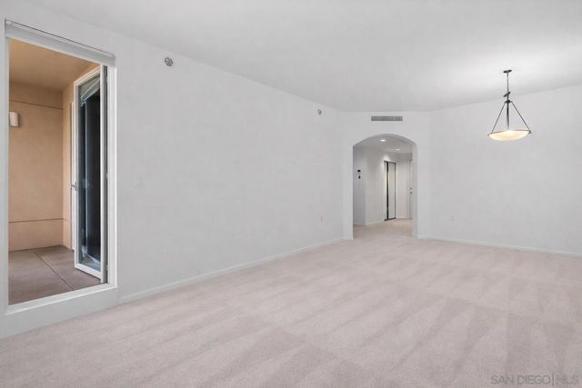 3890 Nobel Dr 1104, San Diego, CA 92122