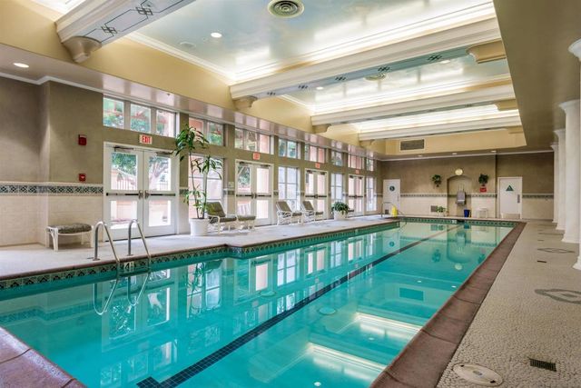 3890 Nobel Dr 1104, San Diego, CA 92122