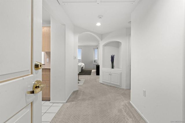 3890 Nobel Dr 1104, San Diego, CA 92122