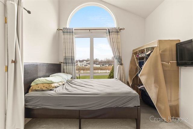 642 Swan River Drive, Benton Harbor, MI 49022