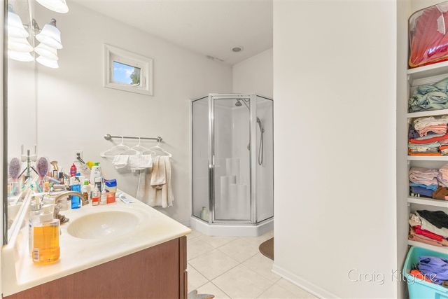 642 Swan River Drive, Benton Harbor, MI 49022