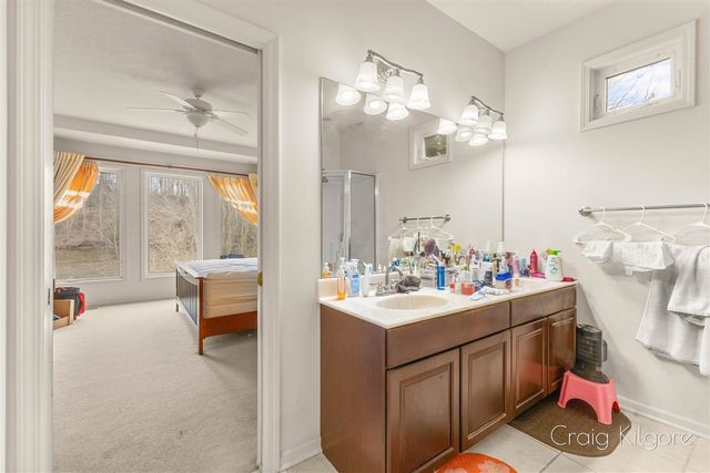 642 Swan River Drive, Benton Harbor, MI 49022