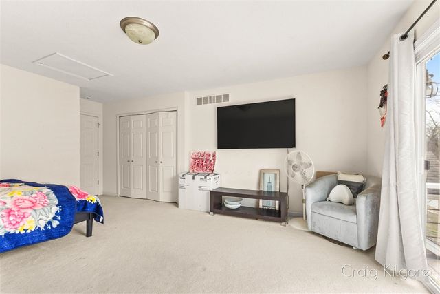 642 Swan River Drive, Benton Harbor, MI 49022