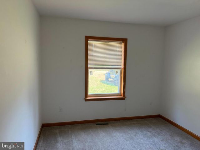 261 ANDREWS LAKE RD, Felton, DE 19943