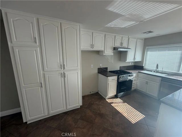 17350 Angelaine, Los Angeles, CA 91344