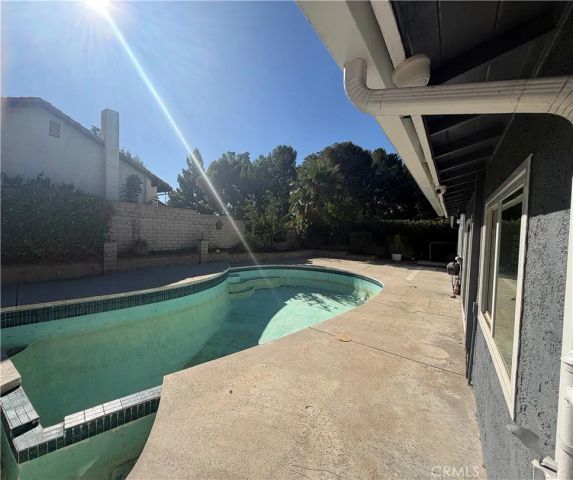 17350 Angelaine, Los Angeles, CA 91344