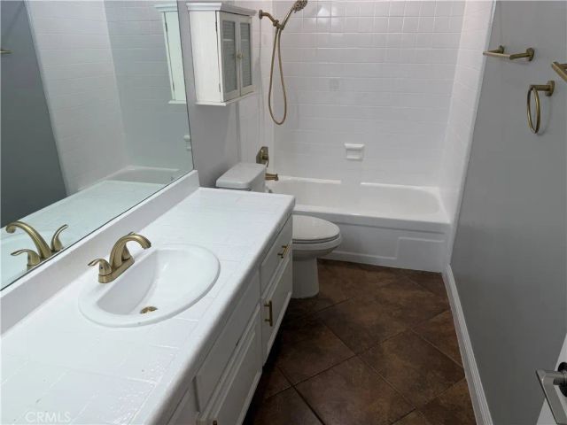 17350 Angelaine, Los Angeles, CA 91344