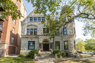 4545 S Drexel Boulevard 3A, Chicago, IL 60653