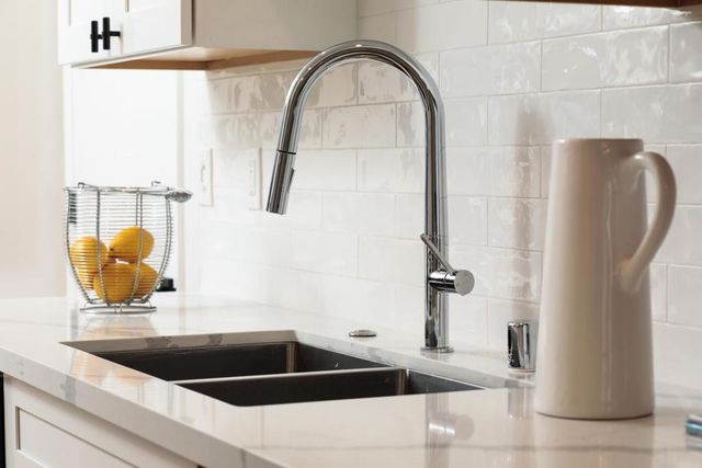 300 Encina Avenue, Redwood City, CA 94061