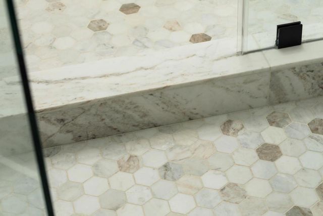 300 Encina Avenue, Redwood City, CA 94061