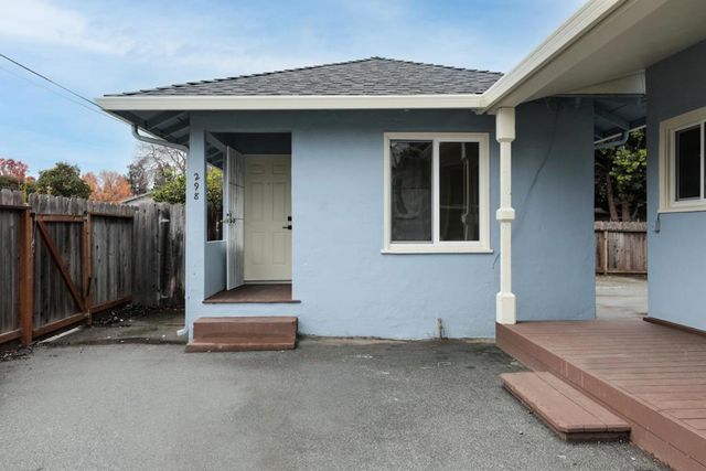 300 Encina Avenue, Redwood City, CA 94061