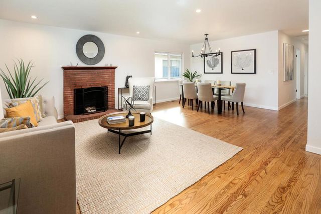 300 Encina Avenue, Redwood City, CA 94061