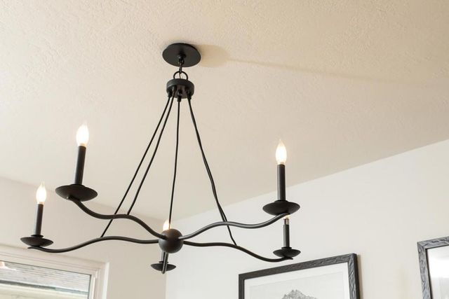 300 Encina Avenue, Redwood City, CA 94061