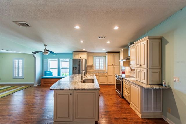 48 AMSTERDAM AVENUE, Punta Gorda, FL 33950