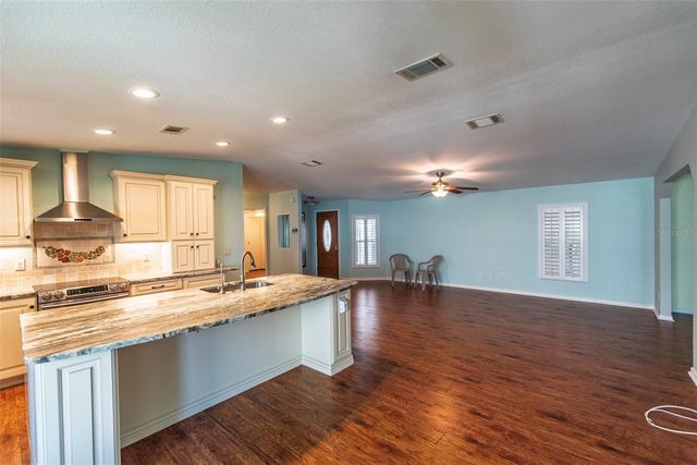 48 AMSTERDAM AVENUE, Punta Gorda, FL 33950