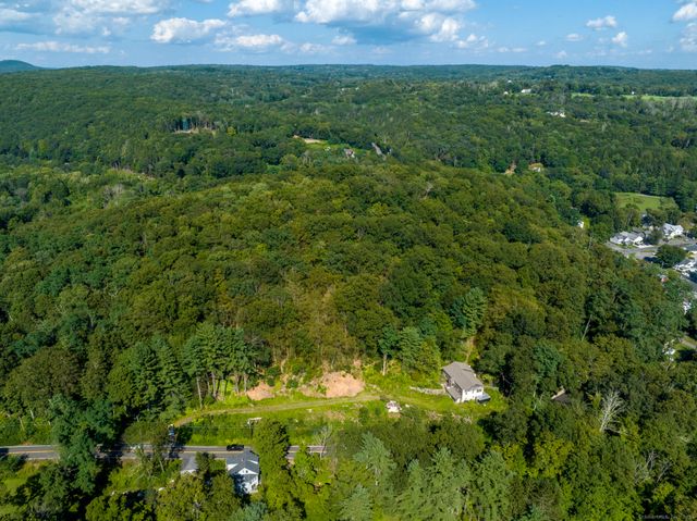 24 Calhoun Street, Washington, CT 06794