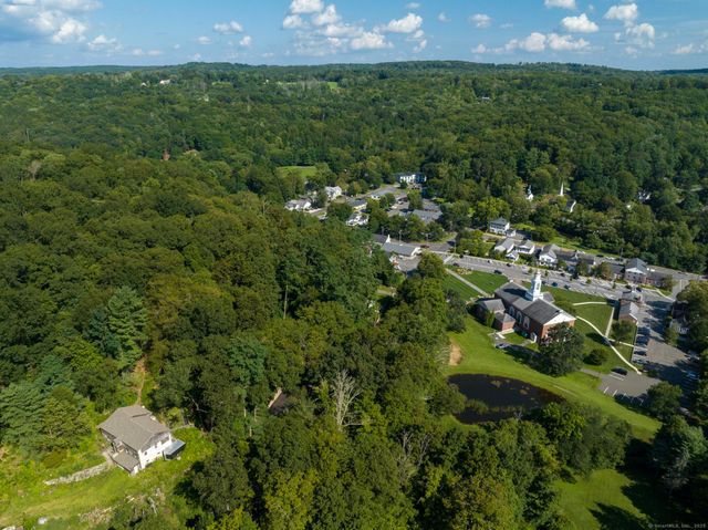 24 Calhoun Street, Washington, CT 06794