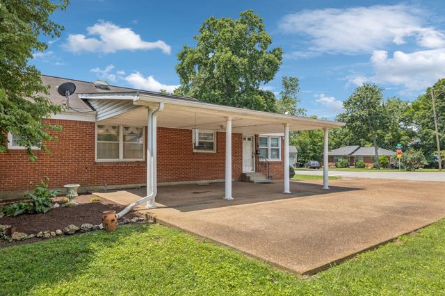201 Avondale Dr, Franklin, TN 37064