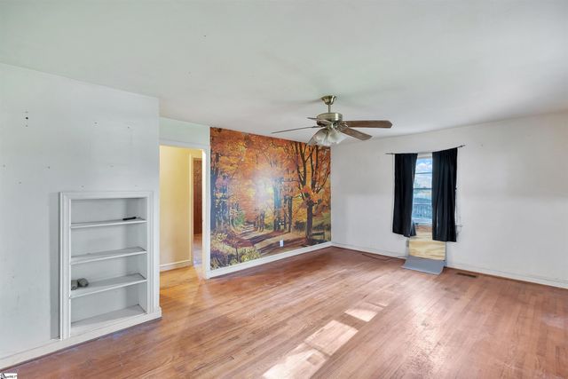 101 Mimosa Court, Anderson, SC 29625