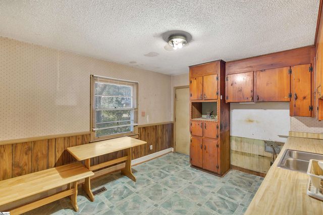 101 Mimosa Court, Anderson, SC 29625