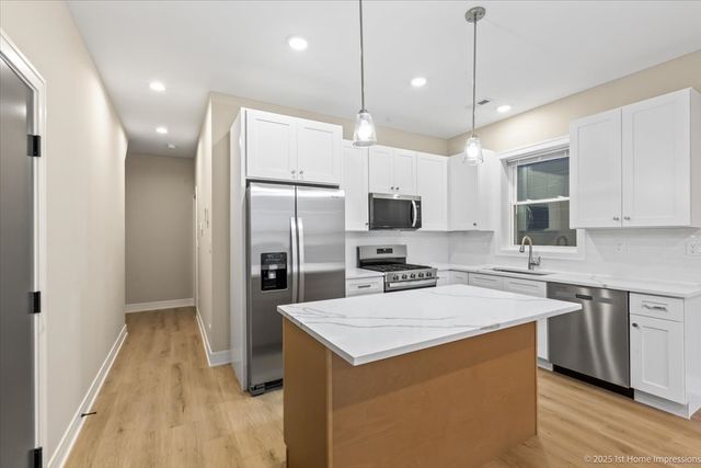 4934 S Champlain Avenue, Chicago, IL 60615