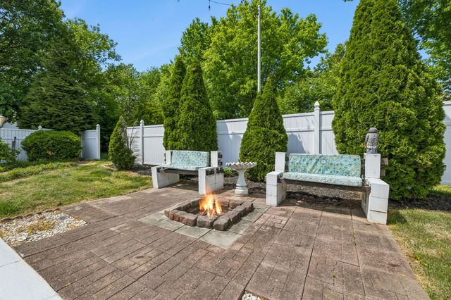 1808 Kara Ct, Spring Hill, TN 37174