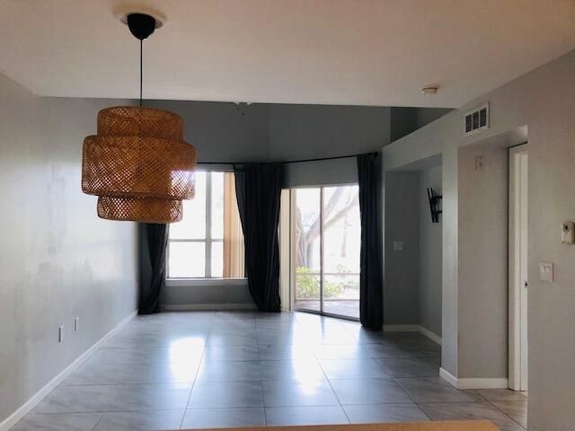 4767 Via Palm Lakes 206, West Palm Beach, FL 33417