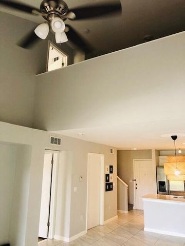 4767 Via Palm Lakes 206, West Palm Beach, FL 33417