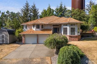 711 Baker Street, Westport, WA 98595