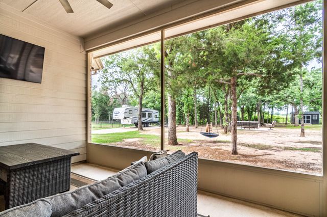 1100 Horizon Trace Drive, Azle, TX 76020