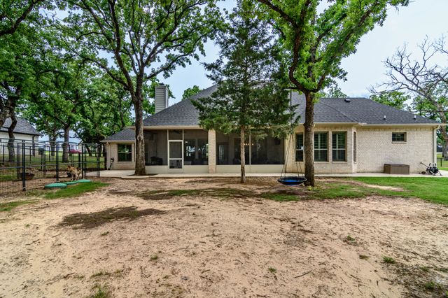 1100 Horizon Trace Drive, Azle, TX 76020