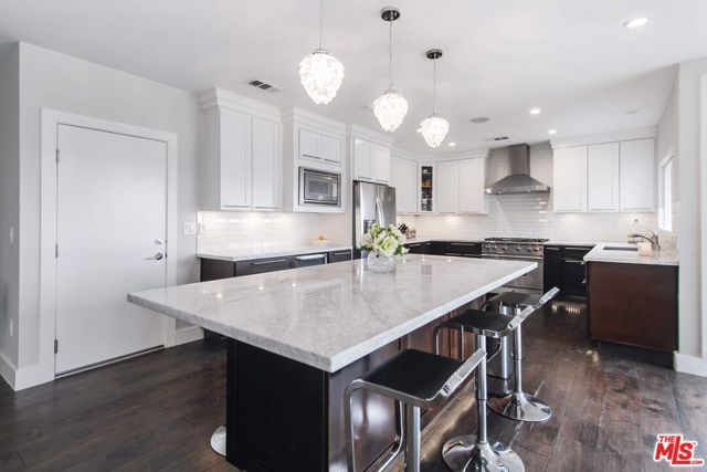 3200 Wrightwood Drive, Studio City (los Angeles), CA 91604