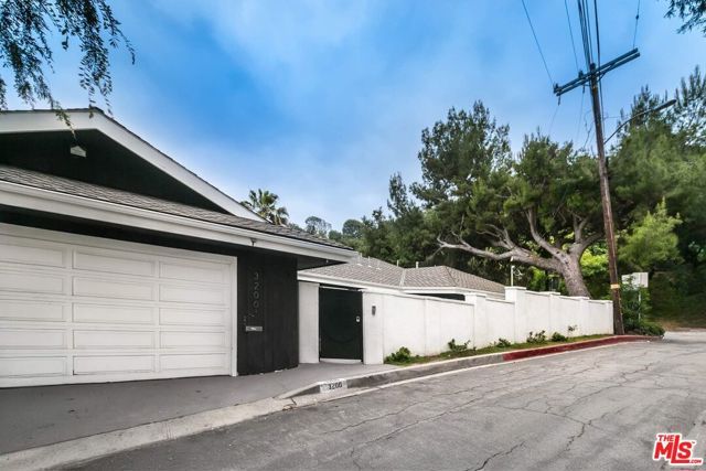 3200 Wrightwood Drive, Studio City (los Angeles), CA 91604