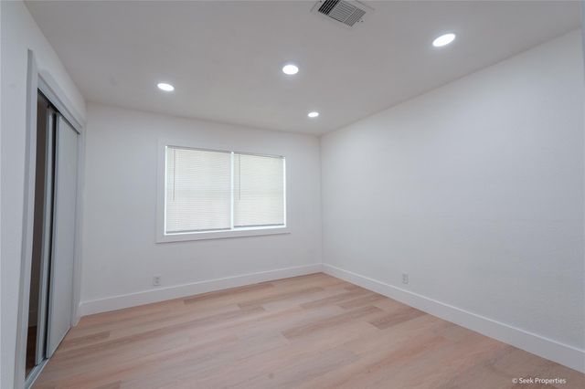 7942 Hammerly Boulevard, Houston, TX 77055