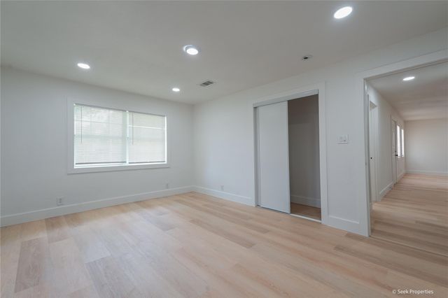7942 Hammerly Boulevard, Houston, TX 77055