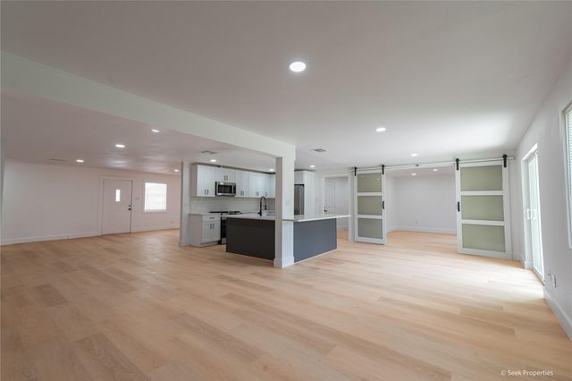 7942 Hammerly Boulevard, Houston, TX 77055
