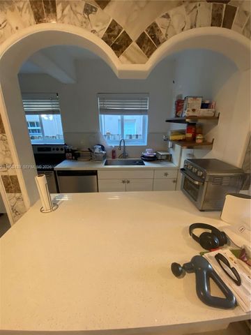 8200 Byron Ave 2, Miami Beach, FL 33141