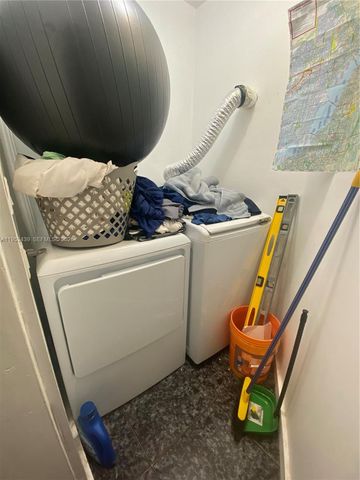 8200 Byron Ave 2, Miami Beach, FL 33141