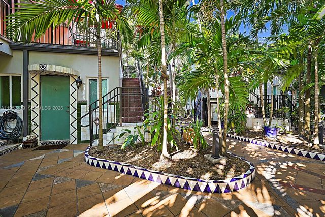 8200 Byron Ave 2, Miami Beach, FL 33141