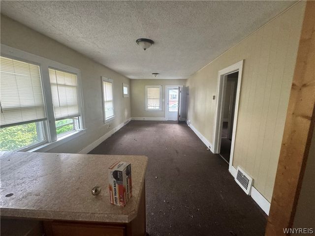 188 69th Street, Niagara Falls, NY 14304