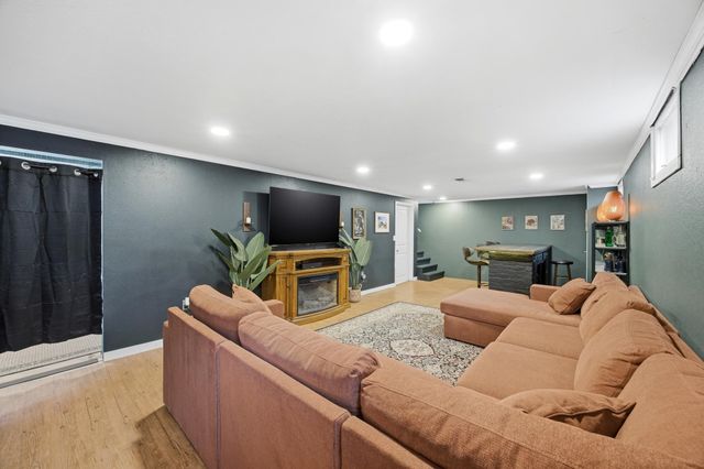 1010 River Drive, Moorhead, MN 56560