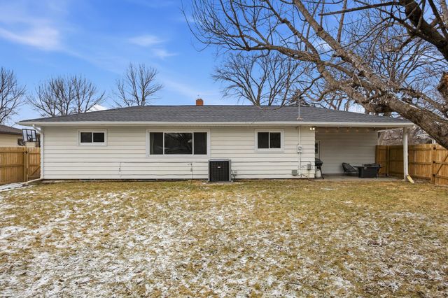1010 River Drive, Moorhead, MN 56560