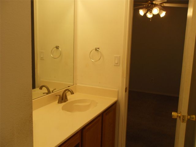 817 Cruise Street, Denton, TX 76207