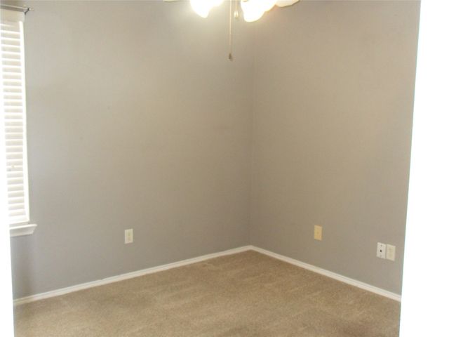 817 Cruise Street, Denton, TX 76207