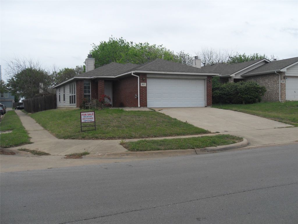 817 Cruise Street, Denton, TX 76207