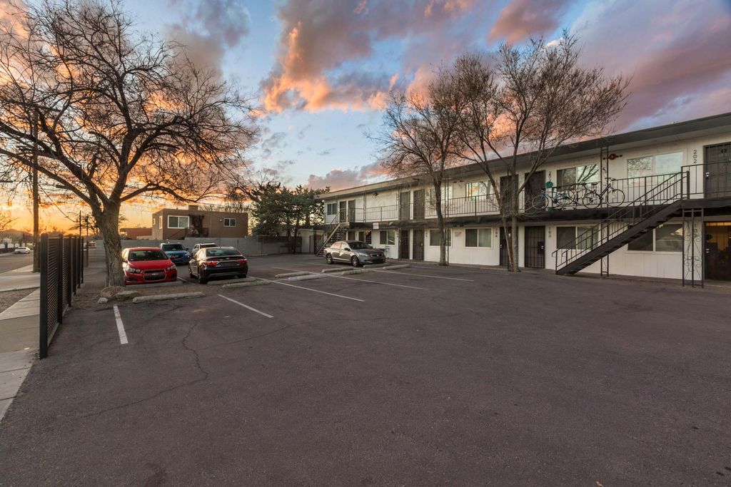 Image 14 of property listing at 433 Mesilla & 437 (4 lots) Street SE, Albuquerque, NM 87108