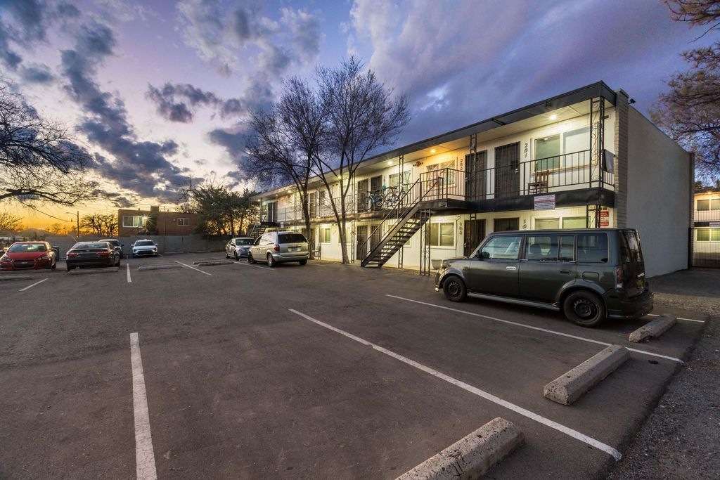 Image 18 of property listing at 433 Mesilla & 437 (4 lots) Street SE, Albuquerque, NM 87108